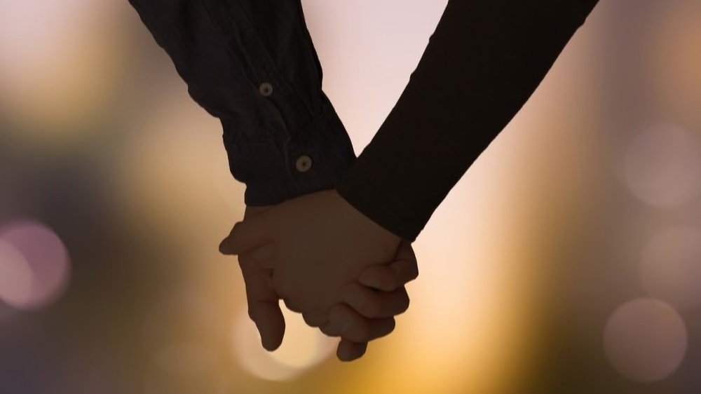 MBTIの4つの性格軸から見るモテ傾向と恋愛スタイル